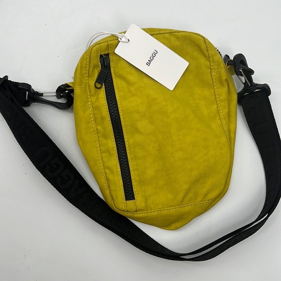 Baggu Sport Crossbody - Sour - Picture 3 of 8